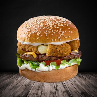 The Fried Mozzarella Burger (150 G) görseli