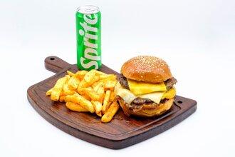 Cheff Zeki Özel Burger (180 Gr.) Menü görseli