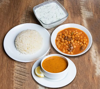 Günün Menüsü (Etli Nohut + Pirinç Pilavı + Ezogelin Çorbası + Cacık) görseli