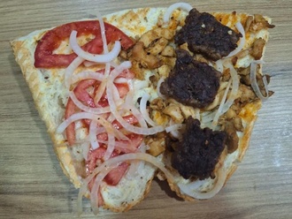 Yarım Ekmek Tavuk & Köfte görseli