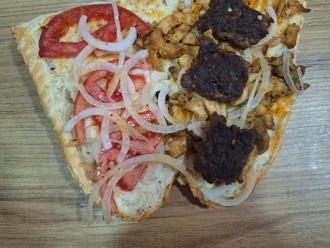 Tam Ekmek Tavuk & Köfte görseli