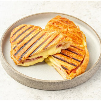 Tam Ekmek Kaşarlı Tost görseli