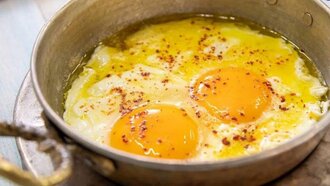 Sahanda Tereyağlı Yumurta görseli