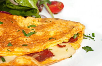 Sucuklu Omlet görseli