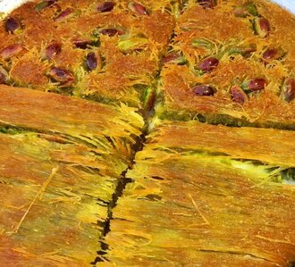 Yarı Hasır Yarı Special Künefe (6-7 Kişilik) görseli