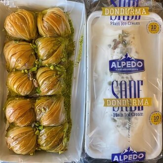 Fıstıklı Midye Baklava (500 Gr.) & Maras Sade Dondurma (500 Gr.) görseli