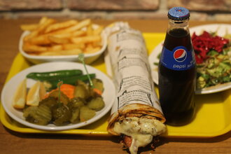 Kaşarlı Tavuk Döner Dürüm Menü görseli