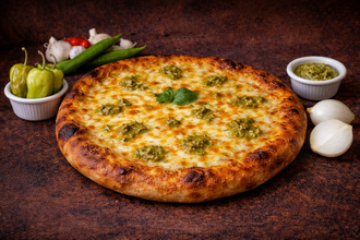 Pesto Pizza (Büyük Boy) görseli
