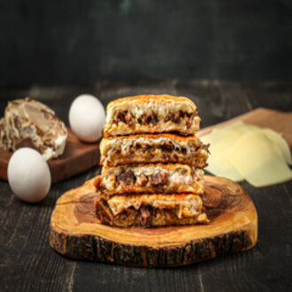 Kavurmalı Spesiyal Tost görseli