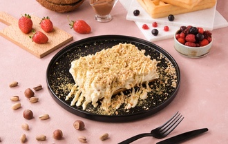 Beyaz Çikolatalı Muzlu Waffle görseli