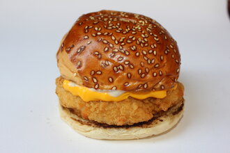 Smash Chicken Cheseeburger görseli