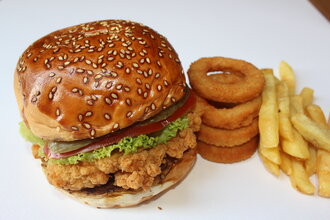 Smash Chicken Burger görseli