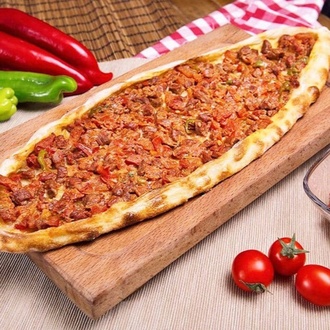 Kuşbaşılı Pide görseli
