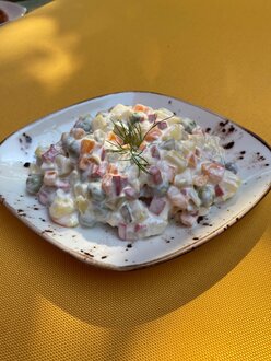 Rus Salatası görseli