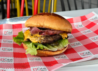 Gurme Cheeseburger görseli
