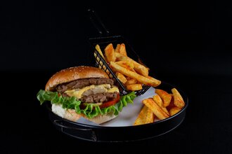 Grand Burger & Patates Kızartması görseli