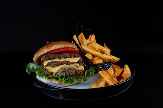 Grand Burger Plus & Patates Kızartması görseli