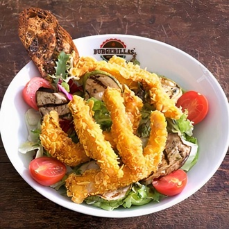 Çıtır Tavuk Salata görseli