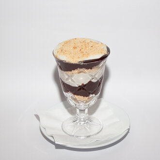 Profiterol Soslu Mag görseli