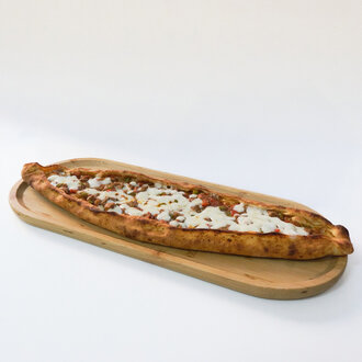 Kuşbaşılı Kaşarlı Pide görseli