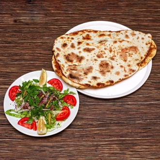 Kaşarlı Lahmacun görseli