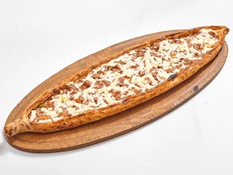 Kuşbaşılı Kaşarlı Pide görseli
