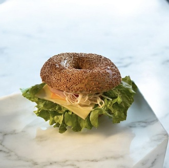 Bagel Susamlı Sandviç görseli