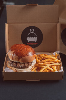 Jr. Baron Burger görseli