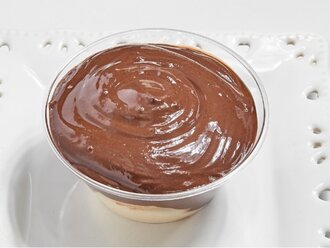 Frambuazlı Profiterol görseli