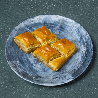 Cevizli Baklava (1 Kg) görseli