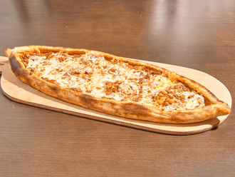 Kıymalı Kaşarlı Pide görseli