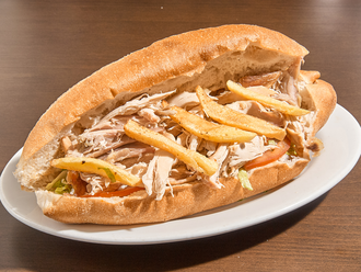 Tam Ekmek Arası Tavuk Şiş görseli