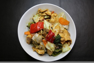 Karışık Sebzeli Tavuk görseli