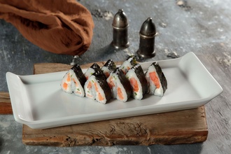 Romeo & Juliet Roll (8 Pcs.) görseli