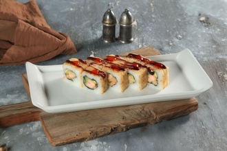 Crunchy Sake Roll (8 Pcs.) görseli