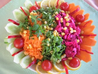 Mevsim Salata görseli