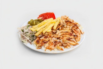 Pilav Üstü Tavuk Döner görseli