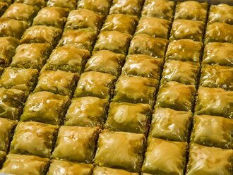 Fıstıklı Antep Özel Baklava (500 Gr.) görseli
