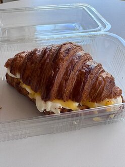 Mascarpone & Lemon Kruvasan görseli