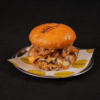 Dört Peynirli Burger görseli