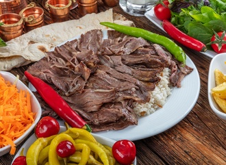 Pilav Üstü Et Döner görseli