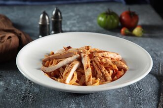 Tavuklu Tagliatelle görseli