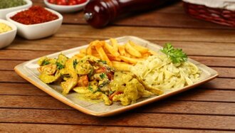 Köri Soslu Tavuk görseli