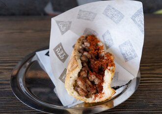 Çeyrek Ekmek Arası Kuzu Uykuluk görseli