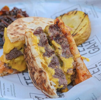 Islak Bazlama Burger görseli