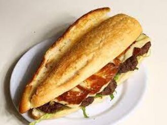 Ekmek Arası Köfte 3/4 görseli