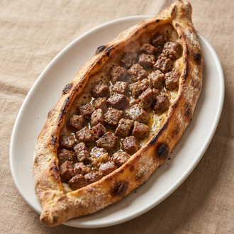 Kuşbaşılı Pide görseli