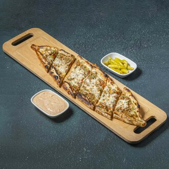 Kıymalı Kaşarlı Cantık Karadeniz Pidesi görseli