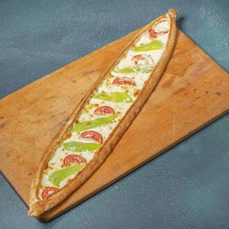 Kaşarlı Sebzeli Pide (Açık) görseli