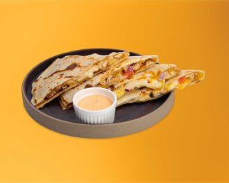 Tavuk Quisedella görseli